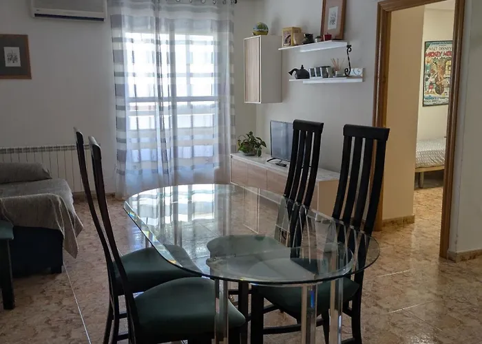 Piso Acogedor, Junto Al Ayuntamiento