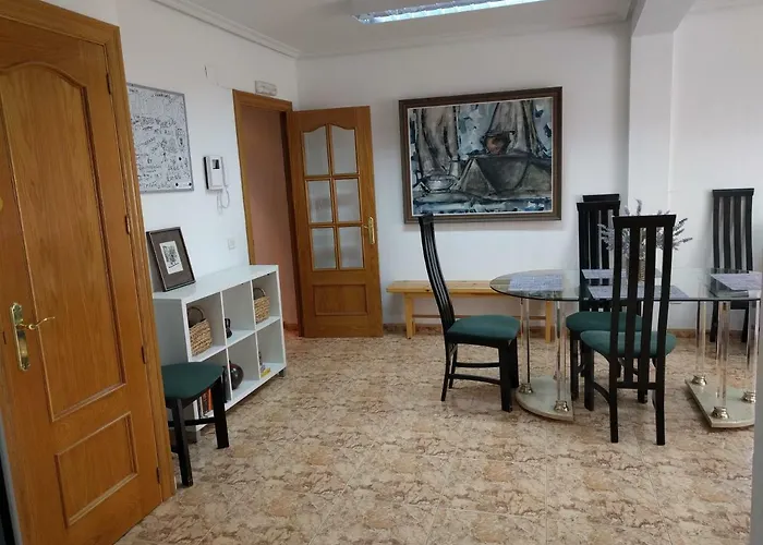 Piso Acogedor, Junto Al Ayuntamiento